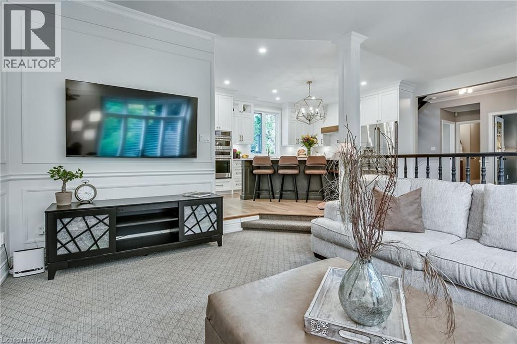 Photo 12 of 447 Golf Links Road, Ancaster ON