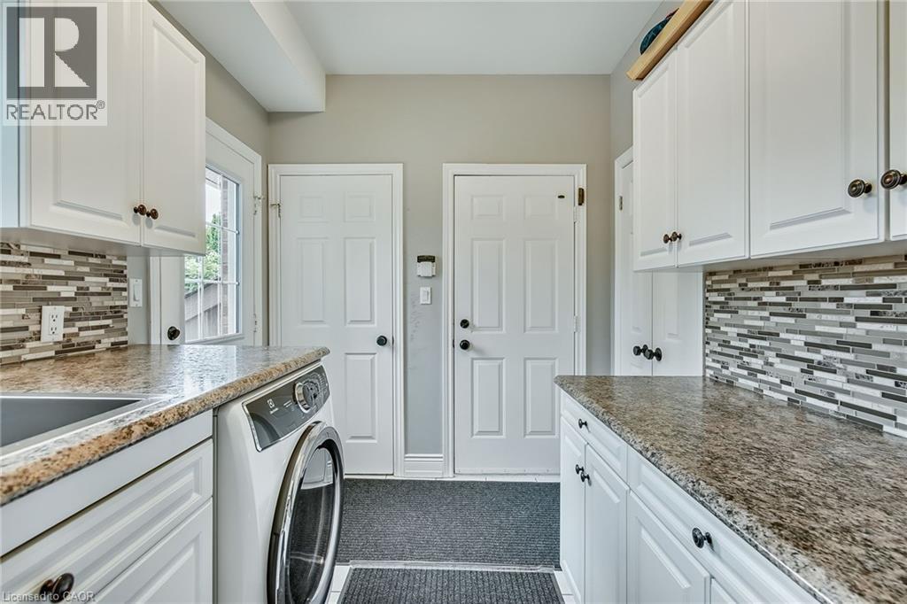 Photo 17 of 447 Golf Links Road, Ancaster ON