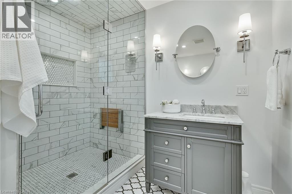 Photo 27 of 447 Golf Links Road, Ancaster ON