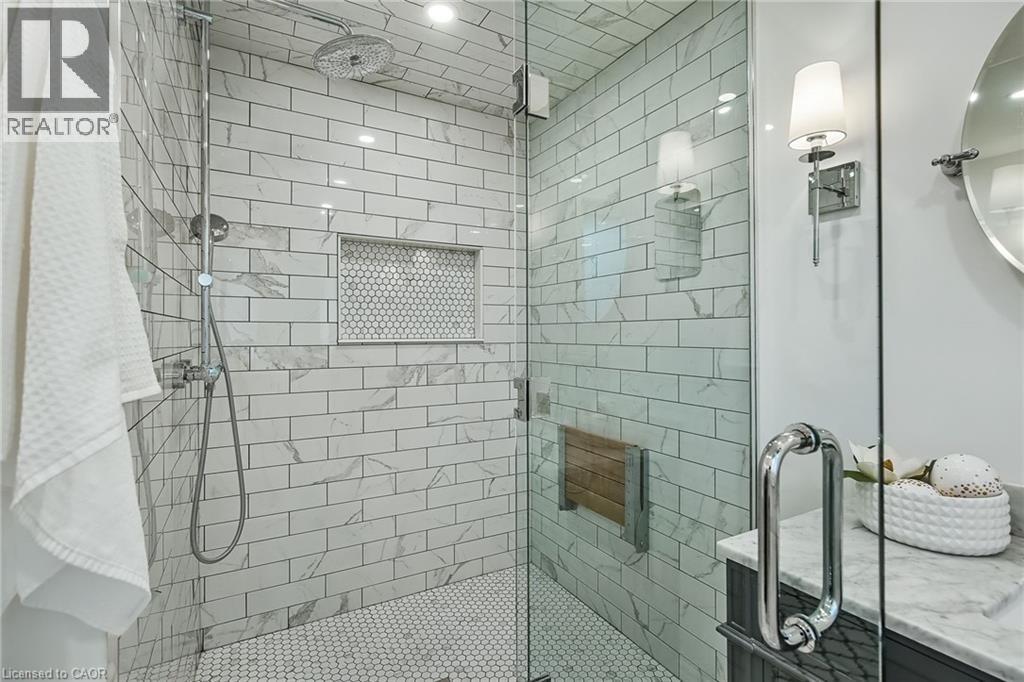 Photo 28 of 447 Golf Links Road, Ancaster ON
