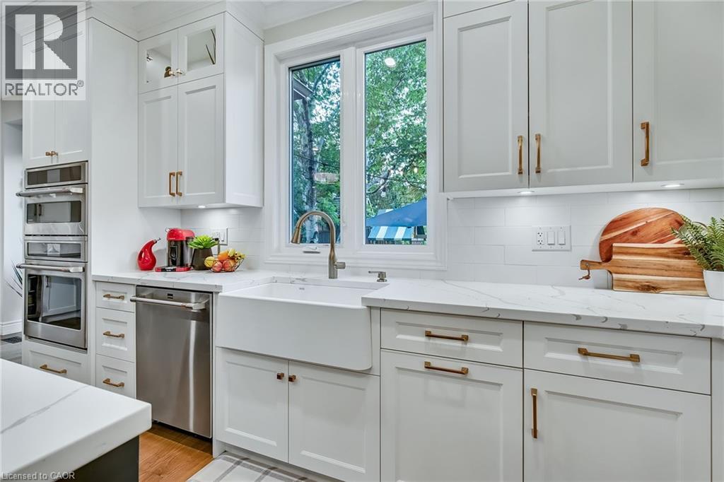 Photo 7 of 447 Golf Links Road, Ancaster ON