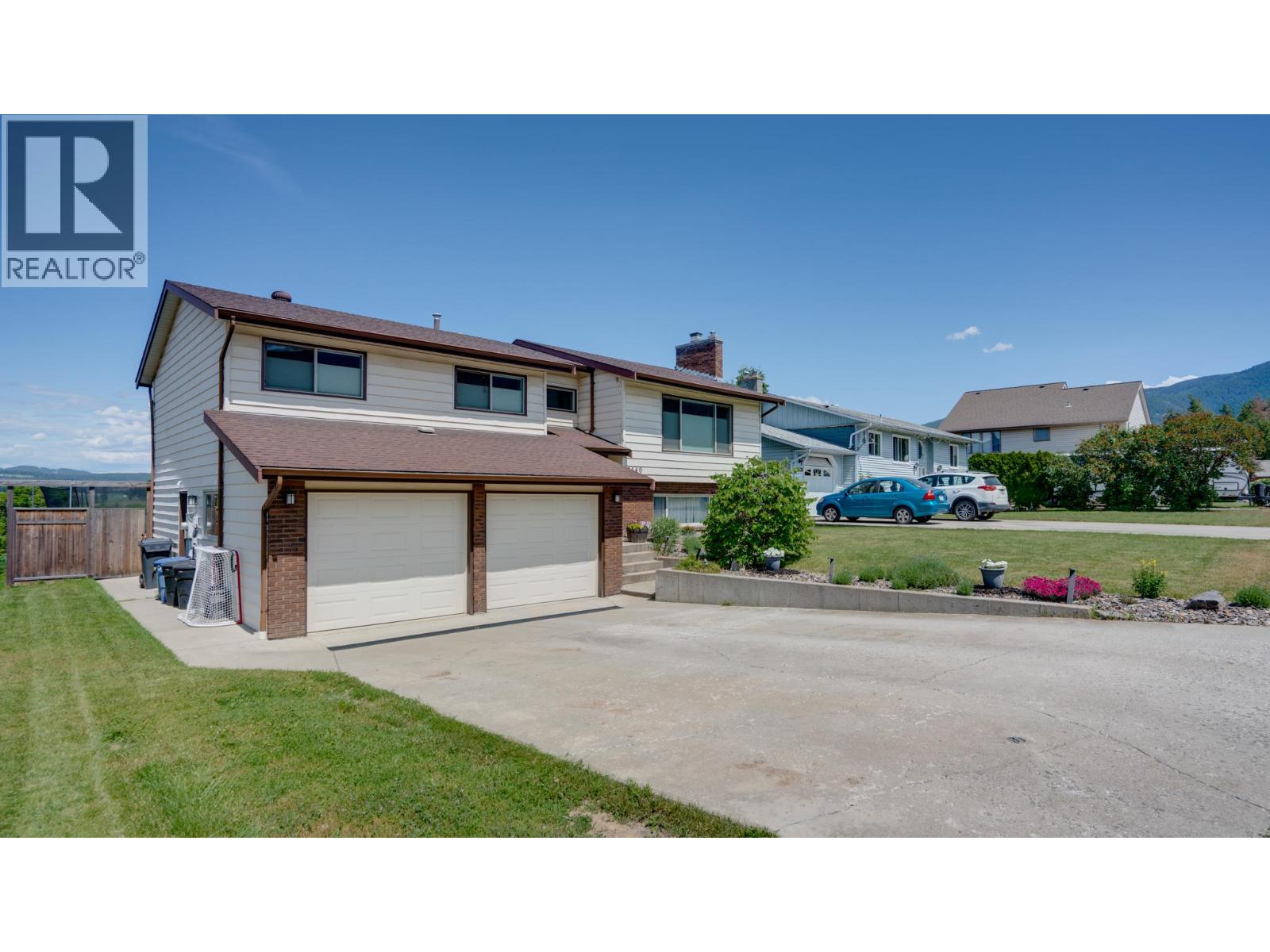 Photo 48 of 2640 Catherine Crescent, Armstrong BC
