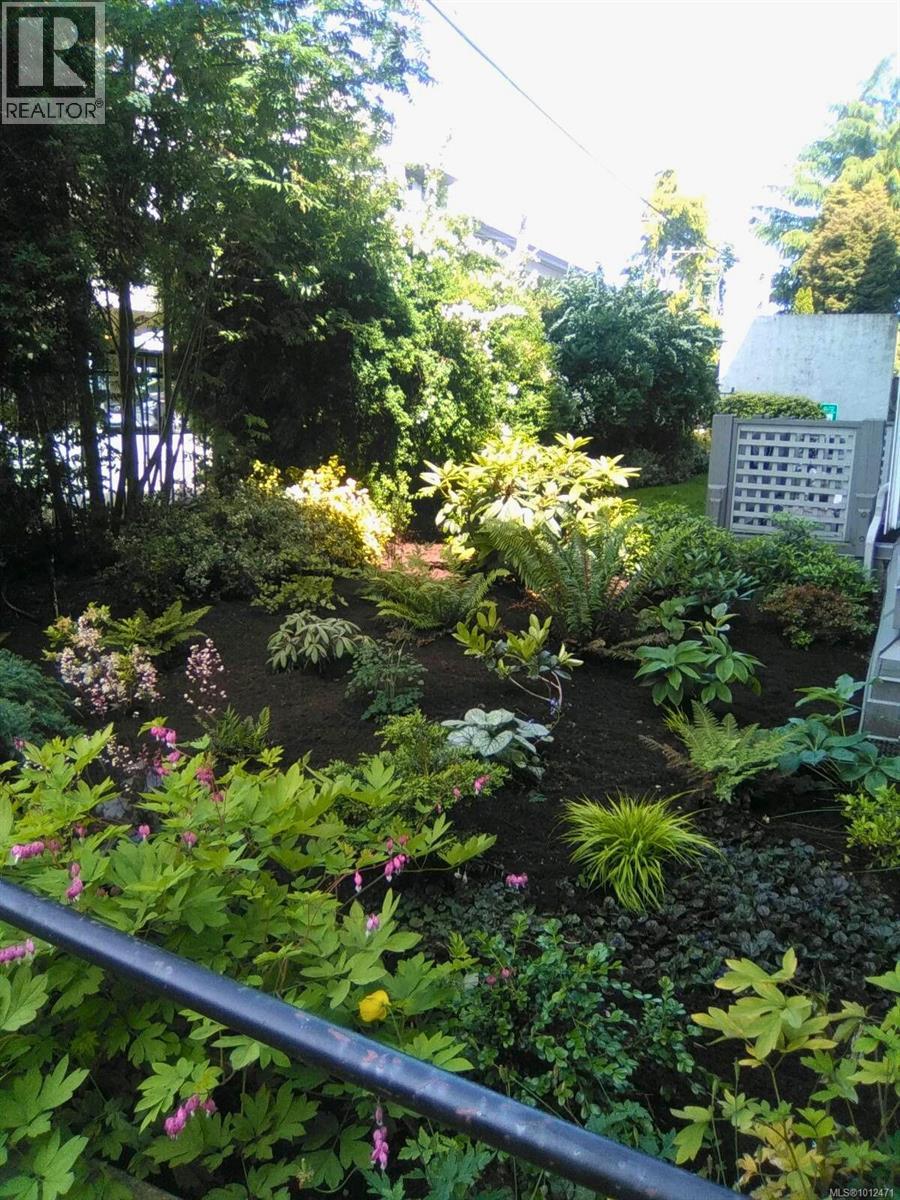Photo 30 of 311 827 North Park St, Victoria BC