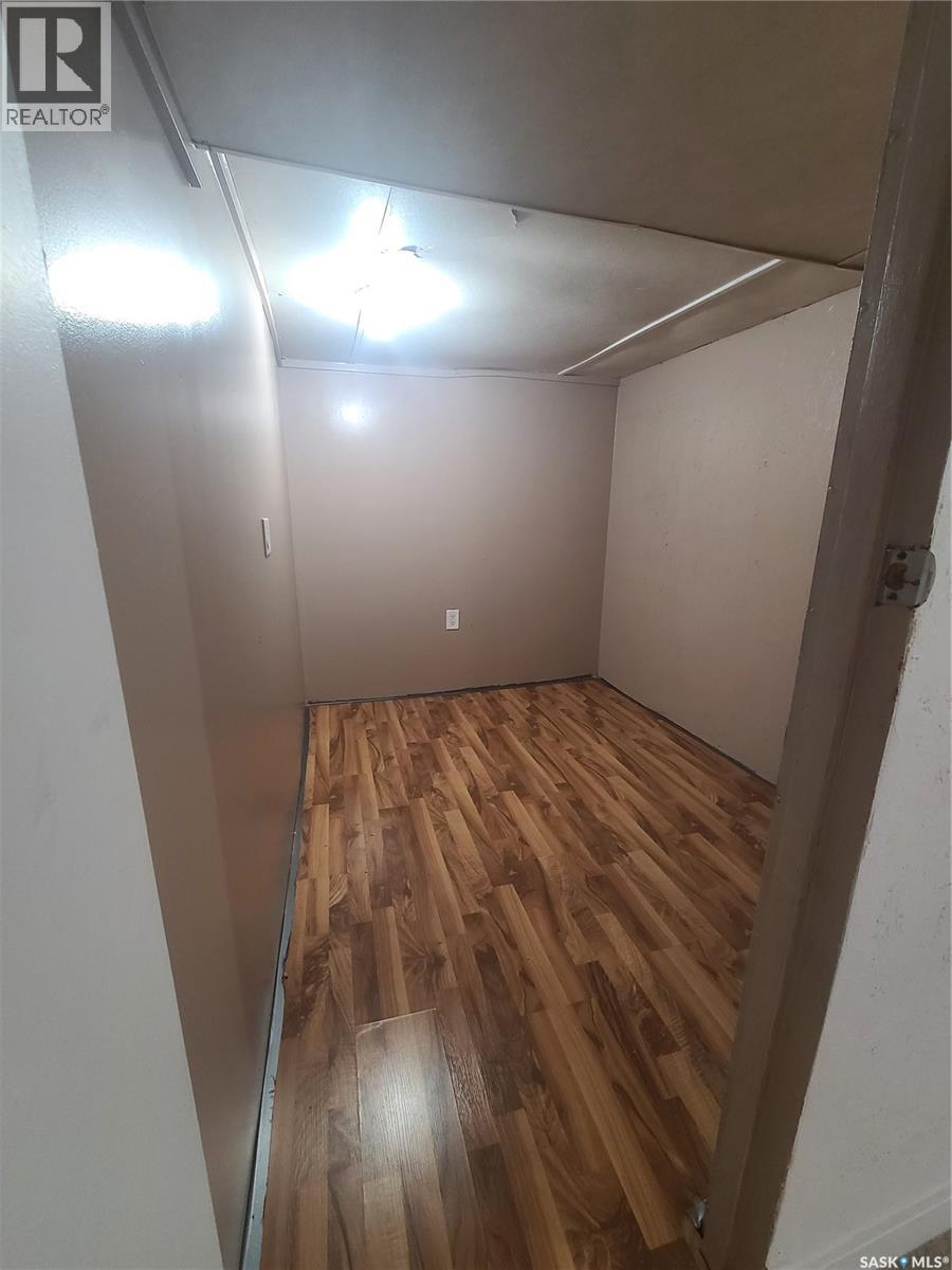 Photo 24 of 1103 4th Avenue Ne, Moose Jaw SK