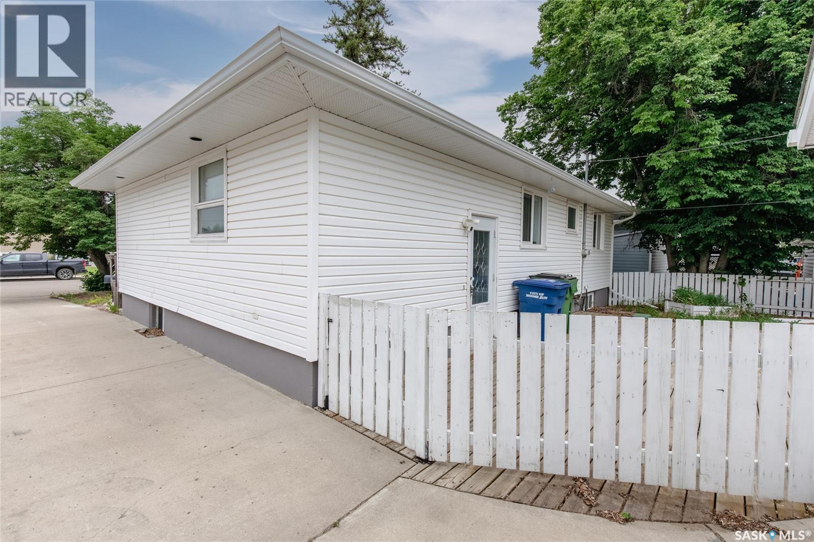 Photo 39 of 1245 Grace Street, Moose Jaw SK