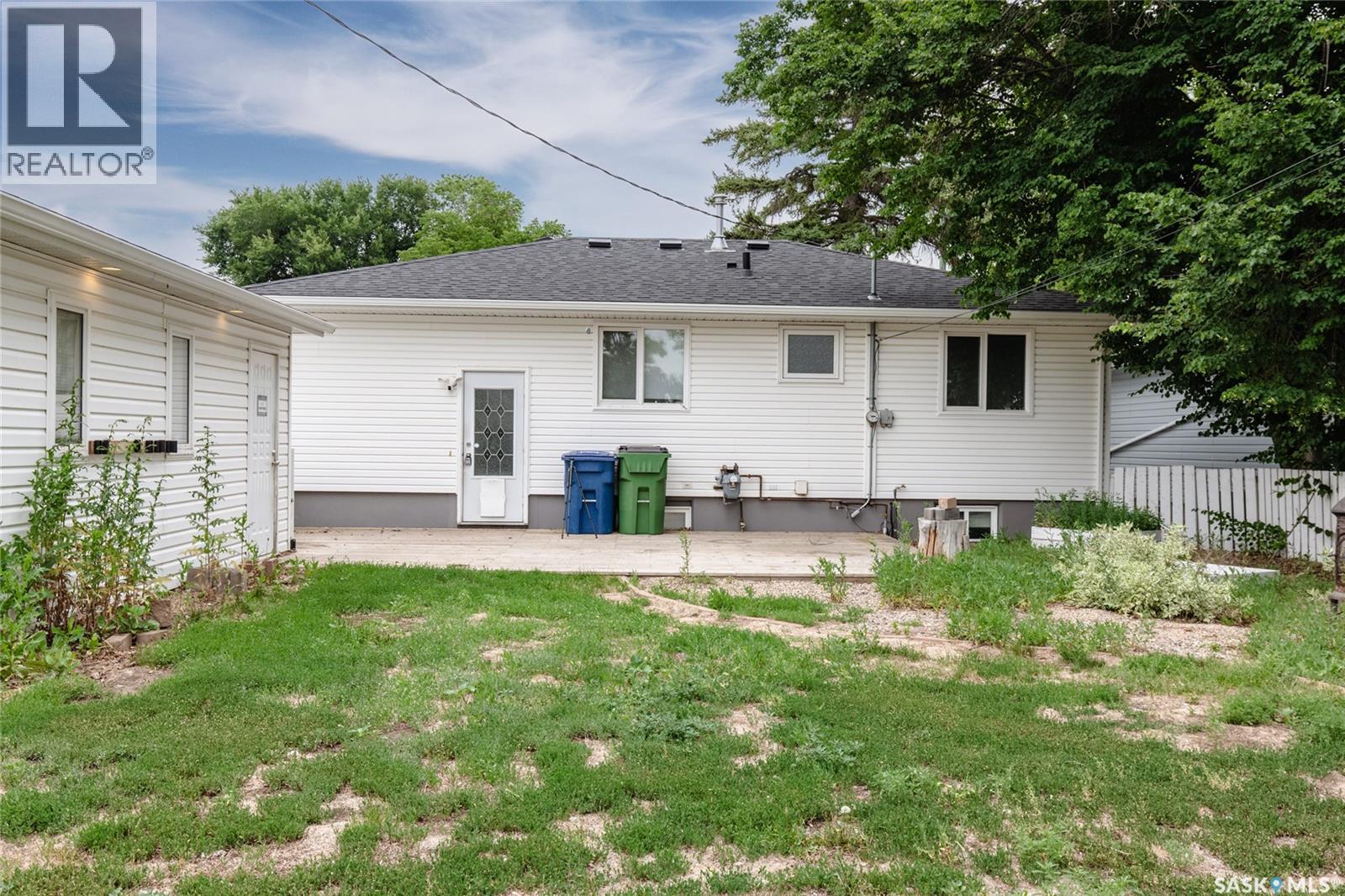 Photo 43 of 1245 Grace Street, Moose Jaw SK