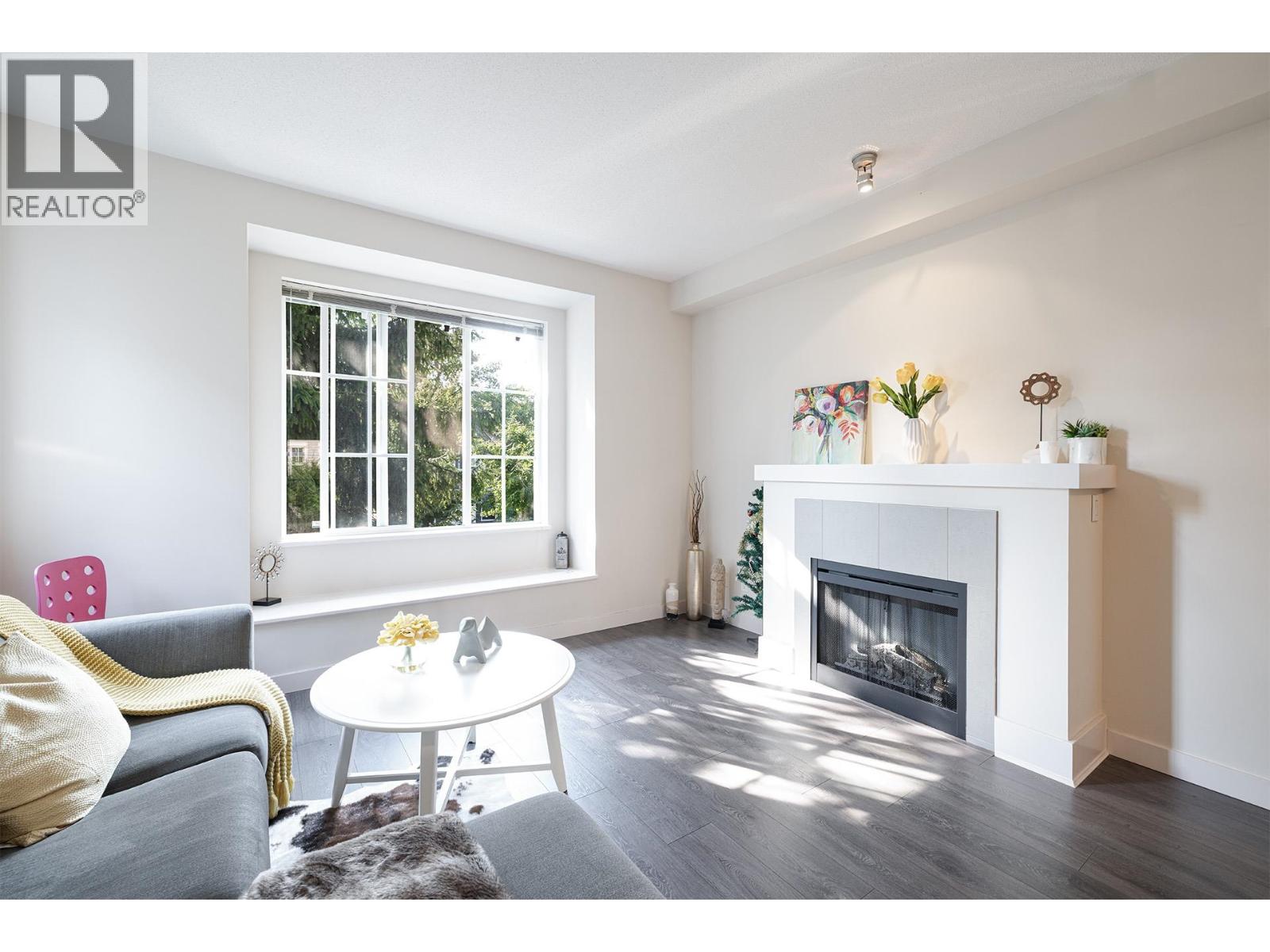 Photo 1 of 22 7331 Heather Street, Richmond BC