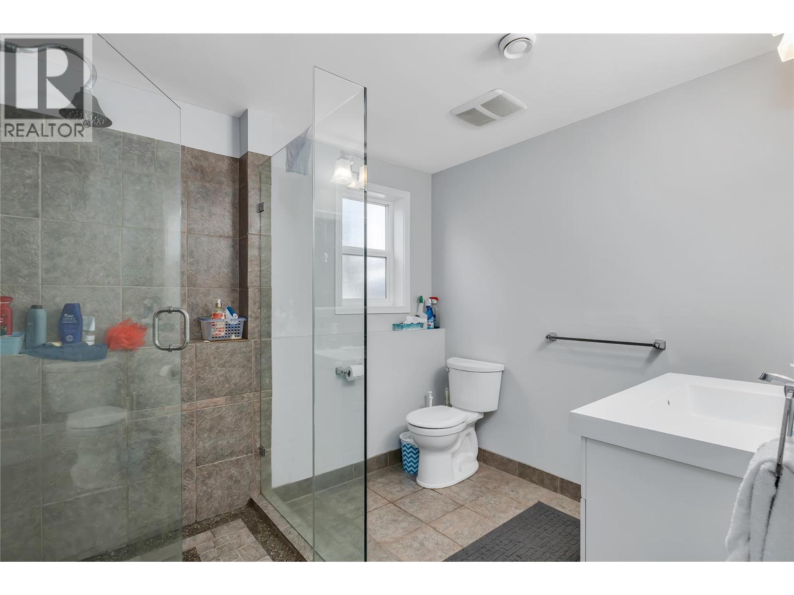 Photo 19 of 855 Saucier Avenue, Kelowna BC