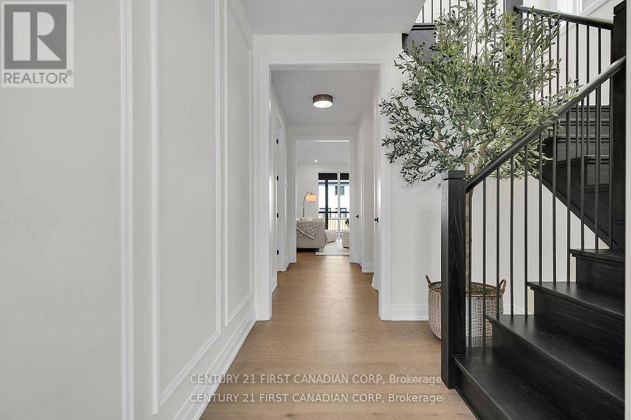 Photo 4 of 1918 Fountain Grass Drive, London South ON