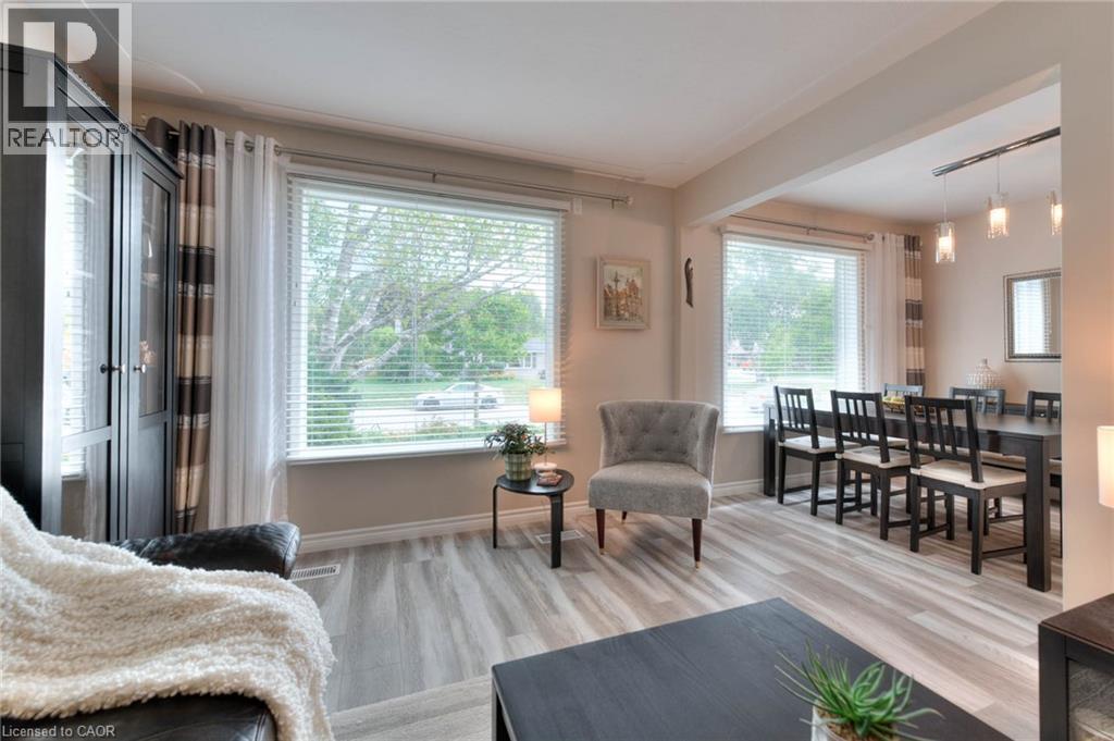 Photo 8 of 232 Kenneth Avenue, Kitchener ON