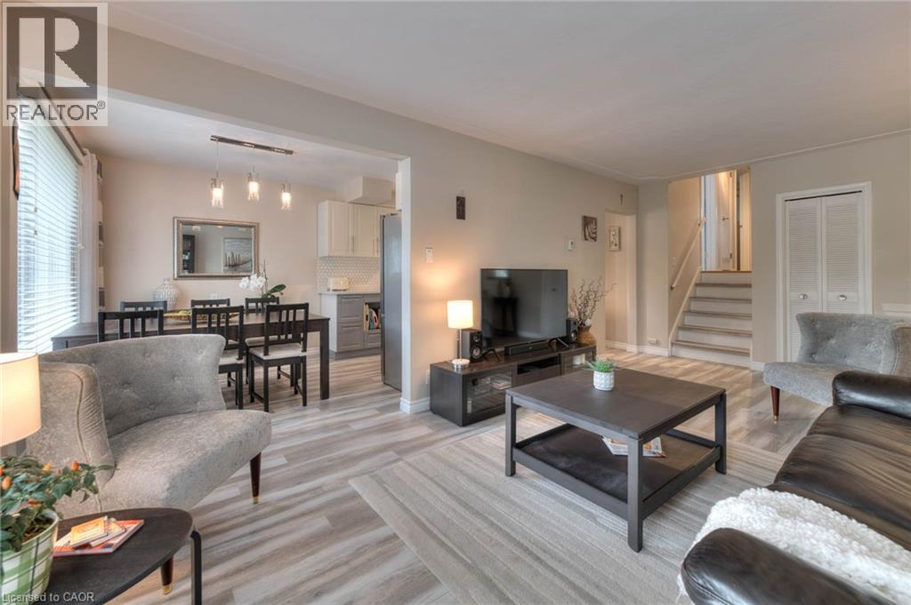 Photo 5 of 232 Kenneth Avenue, Kitchener ON