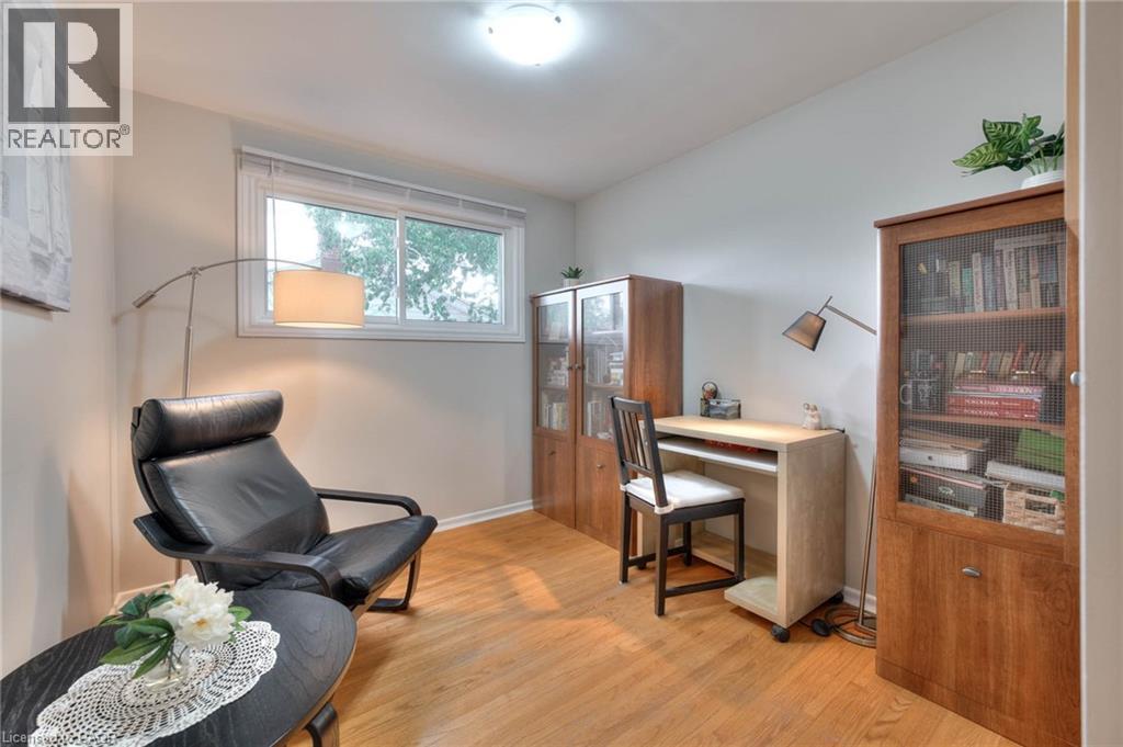 Photo 16 of 232 Kenneth Avenue, Kitchener ON