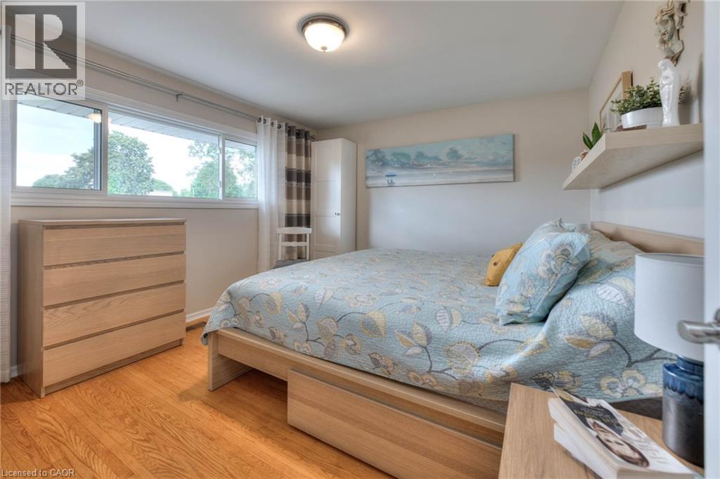 Photo 18 of 232 Kenneth Avenue, Kitchener ON
