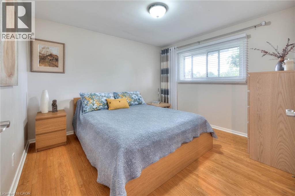 Photo 17 of 232 Kenneth Avenue, Kitchener ON