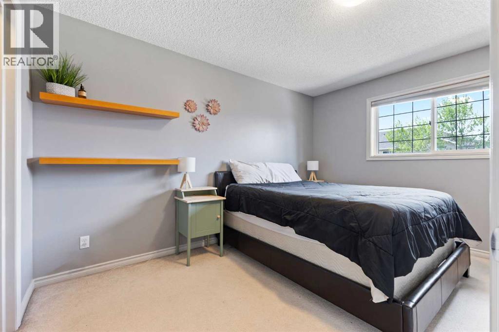 Photo 17 of 60 Country Hills Villas Nw, Calgary AB