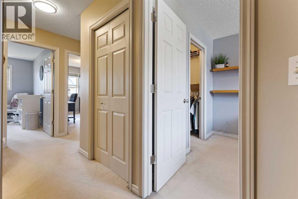 Photo 16 of 60 Country Hills Villas Nw, Calgary AB