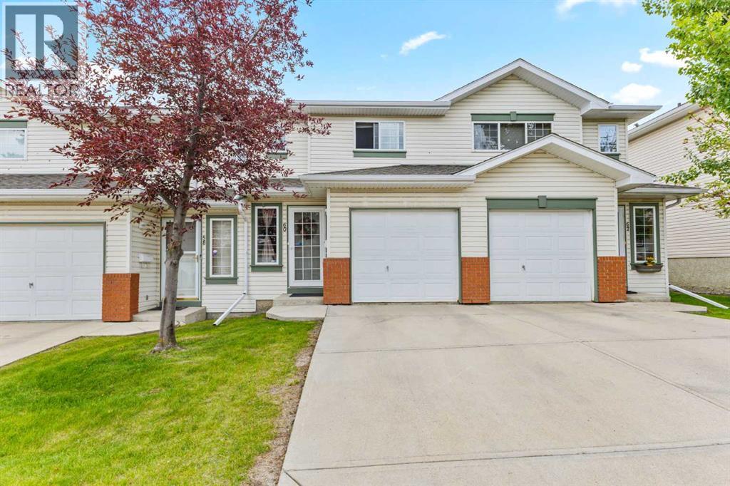 Photo 2 of 60 Country Hills Villas Nw, Calgary AB