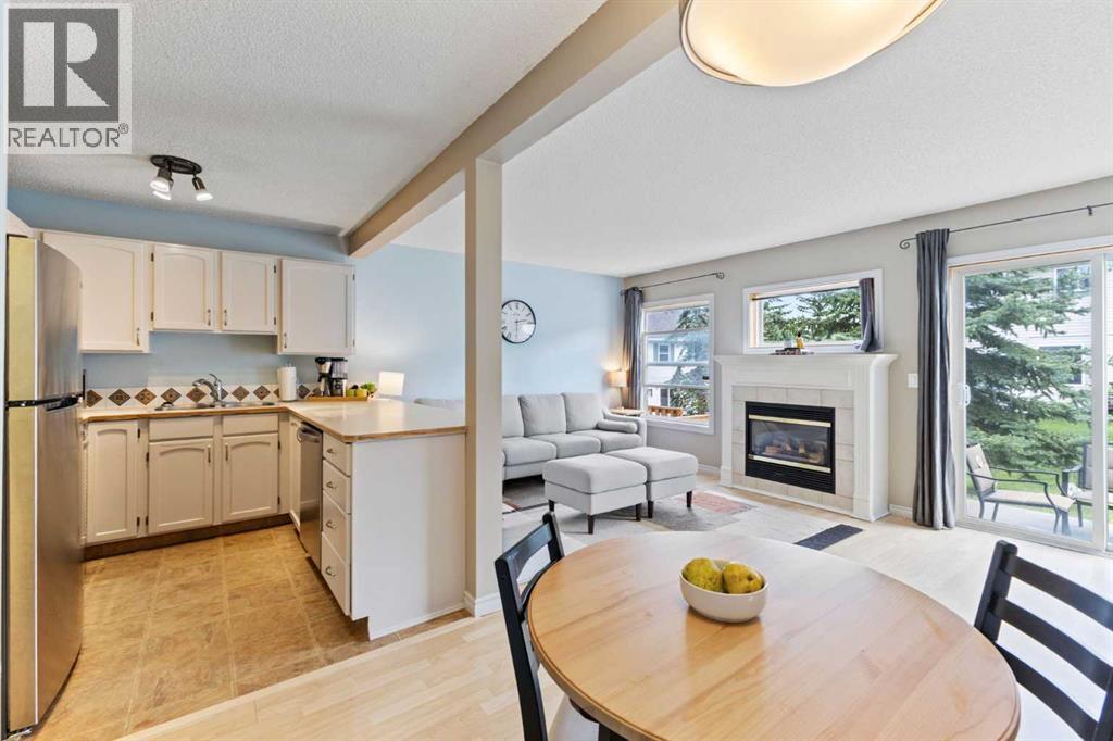 Photo 8 of 60 Country Hills Villas Nw, Calgary AB
