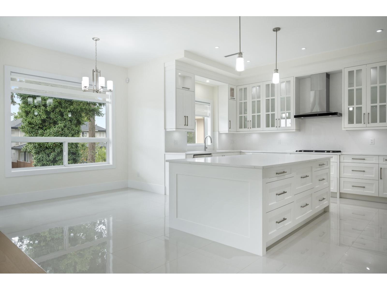 Photo 17 of 15658 82 A Avenue, Surrey BC