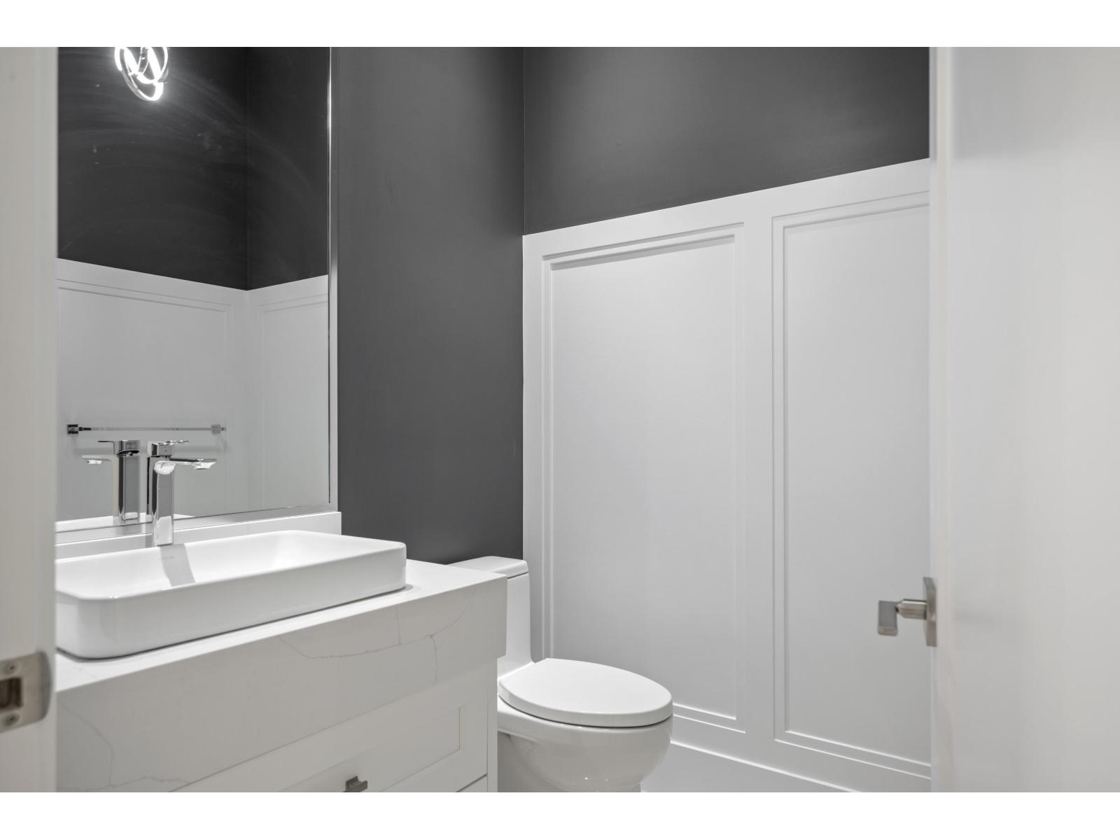 Photo 21 of 15658 82 A Avenue, Surrey BC