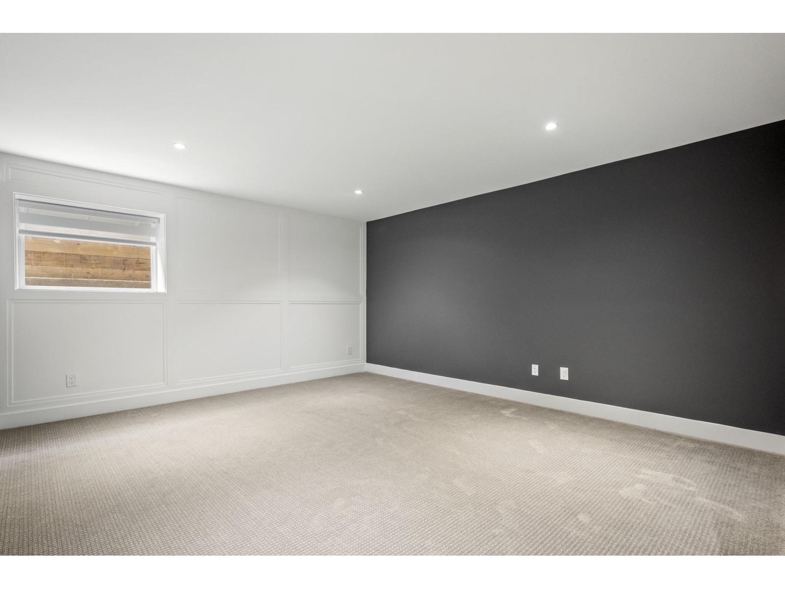 Photo 35 of 15658 82 A Avenue, Surrey BC
