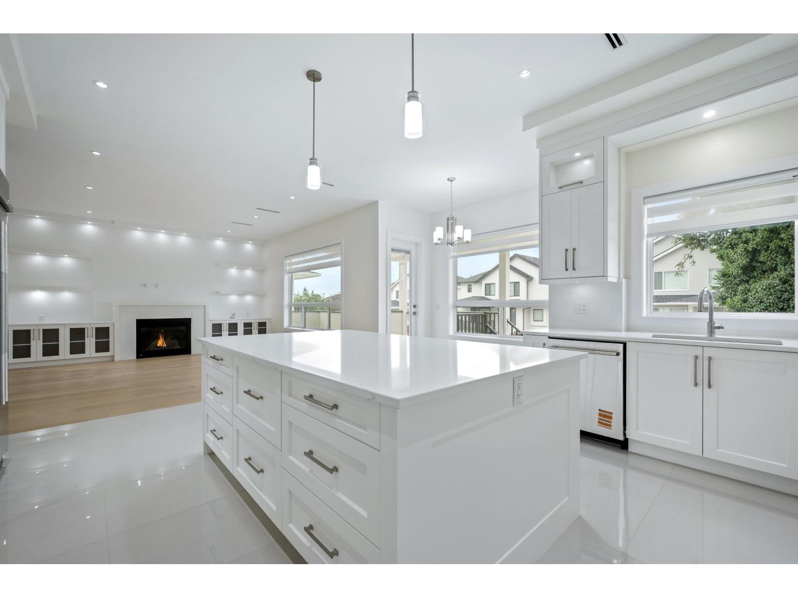 Photo 18 of 15658 82 A Avenue, Surrey BC