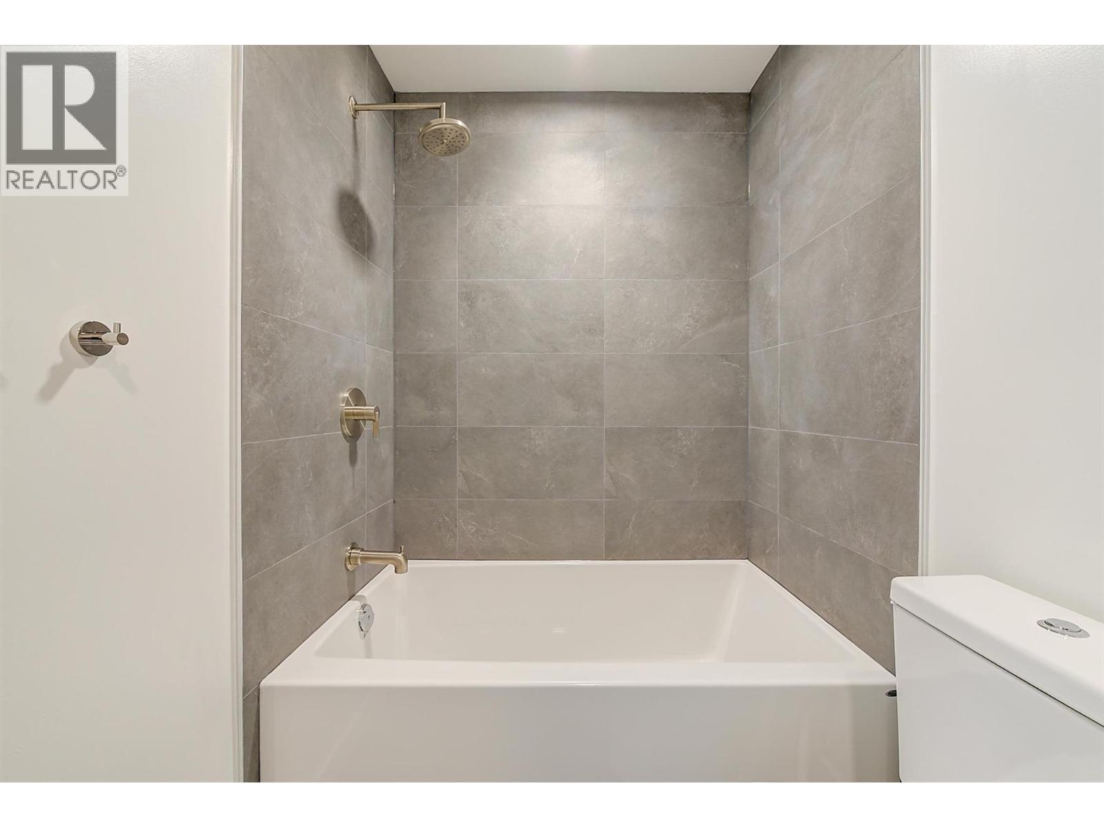 208 2780 Olalla Road, West Kelowna