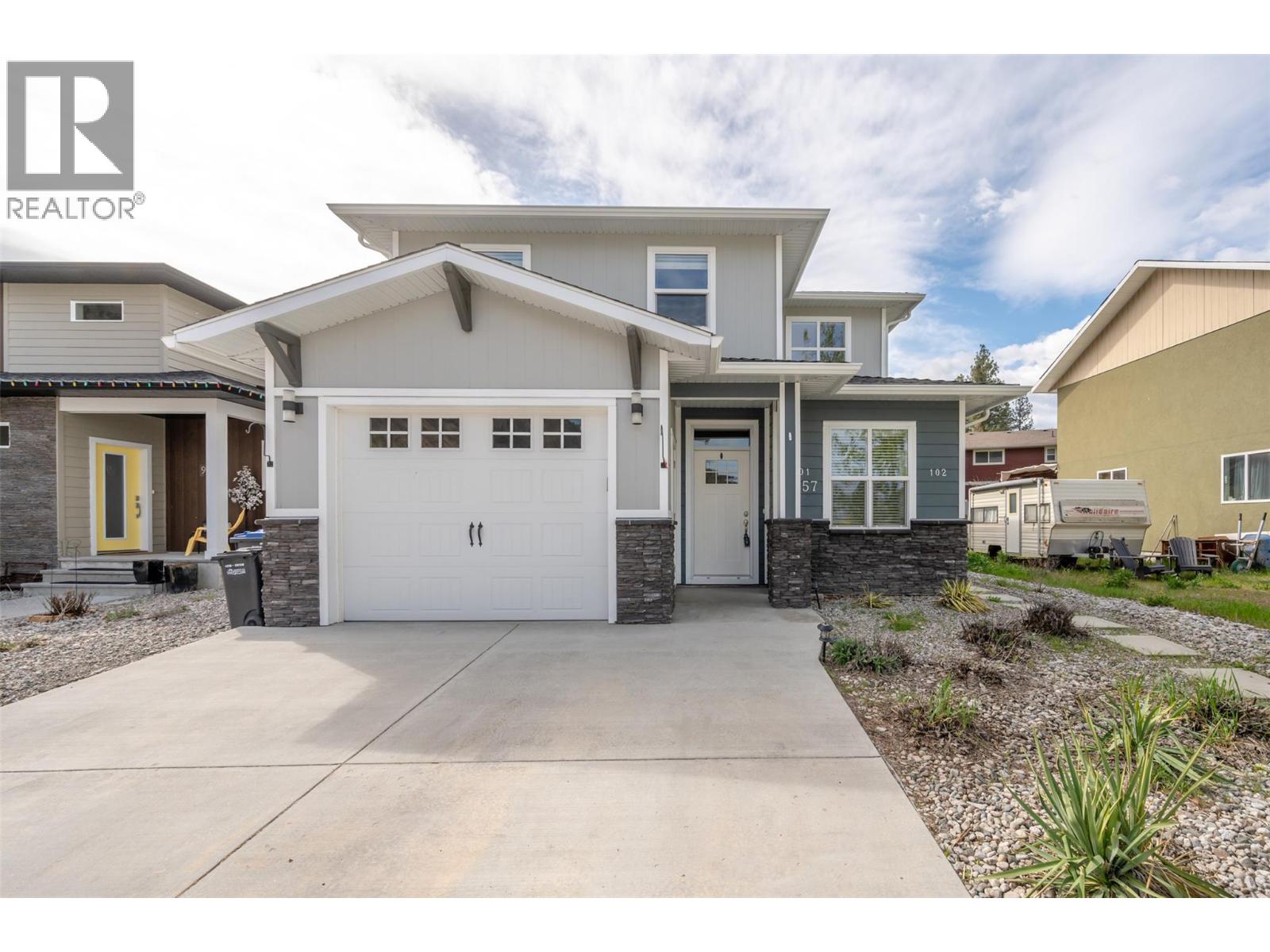 9457 Alder Street, Summerland