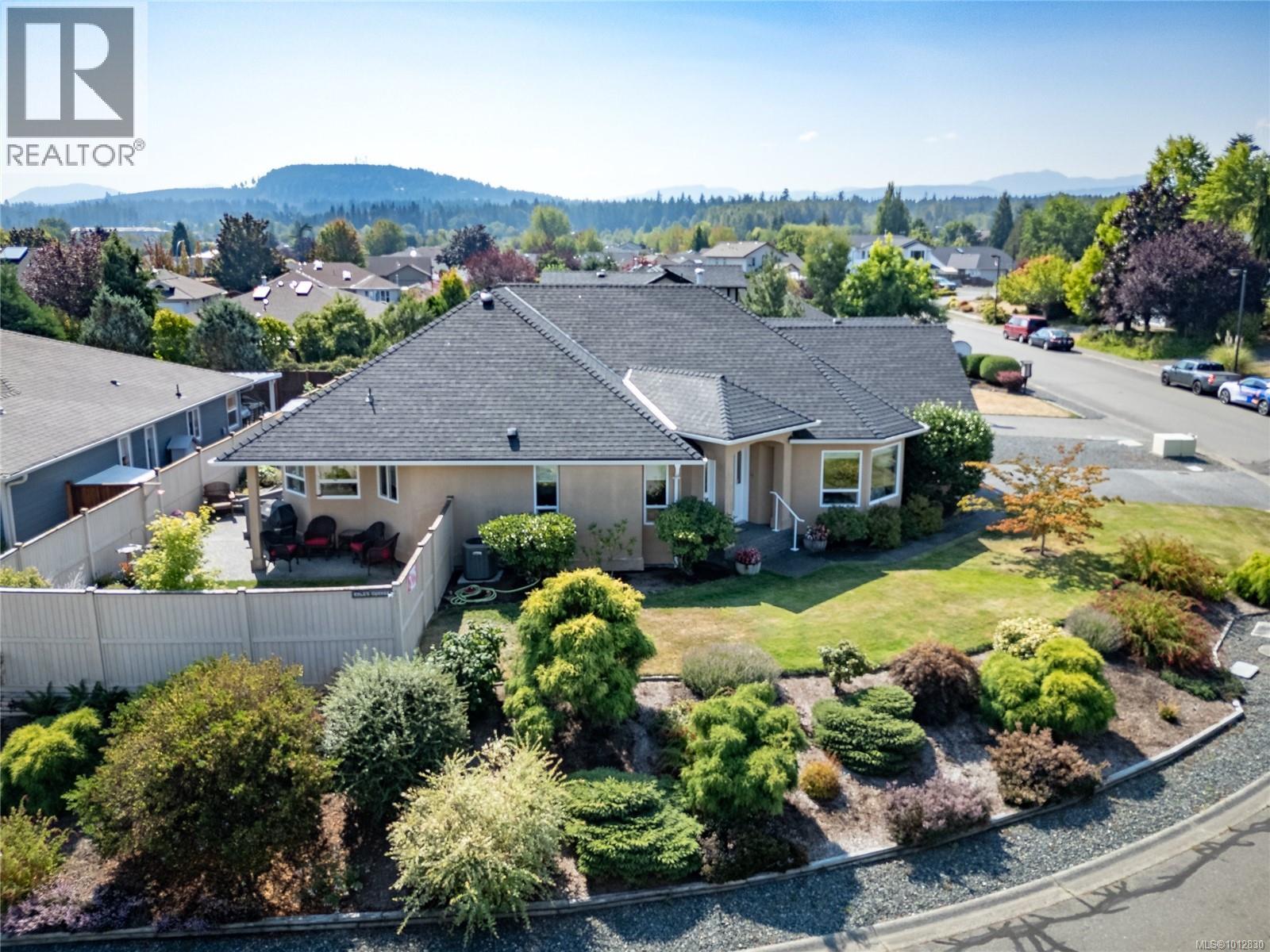 620 Banks Ave W, Parksville