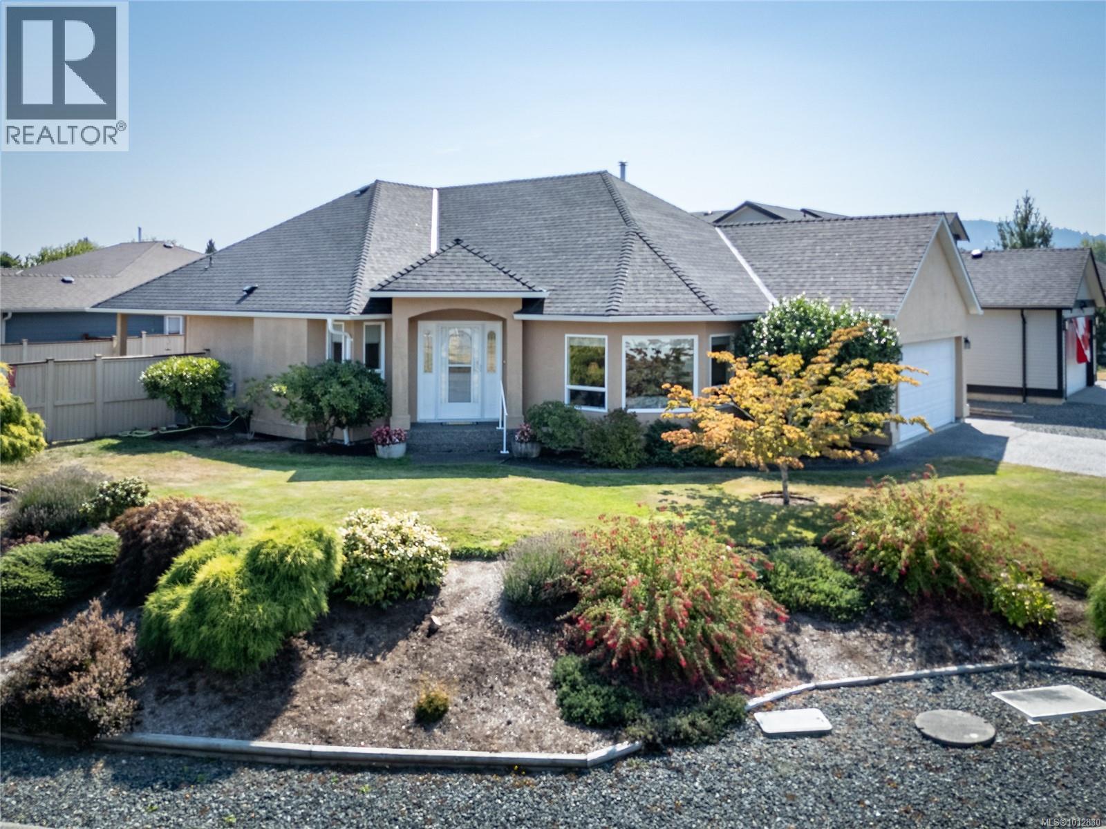 620 Banks Ave W, Parksville
