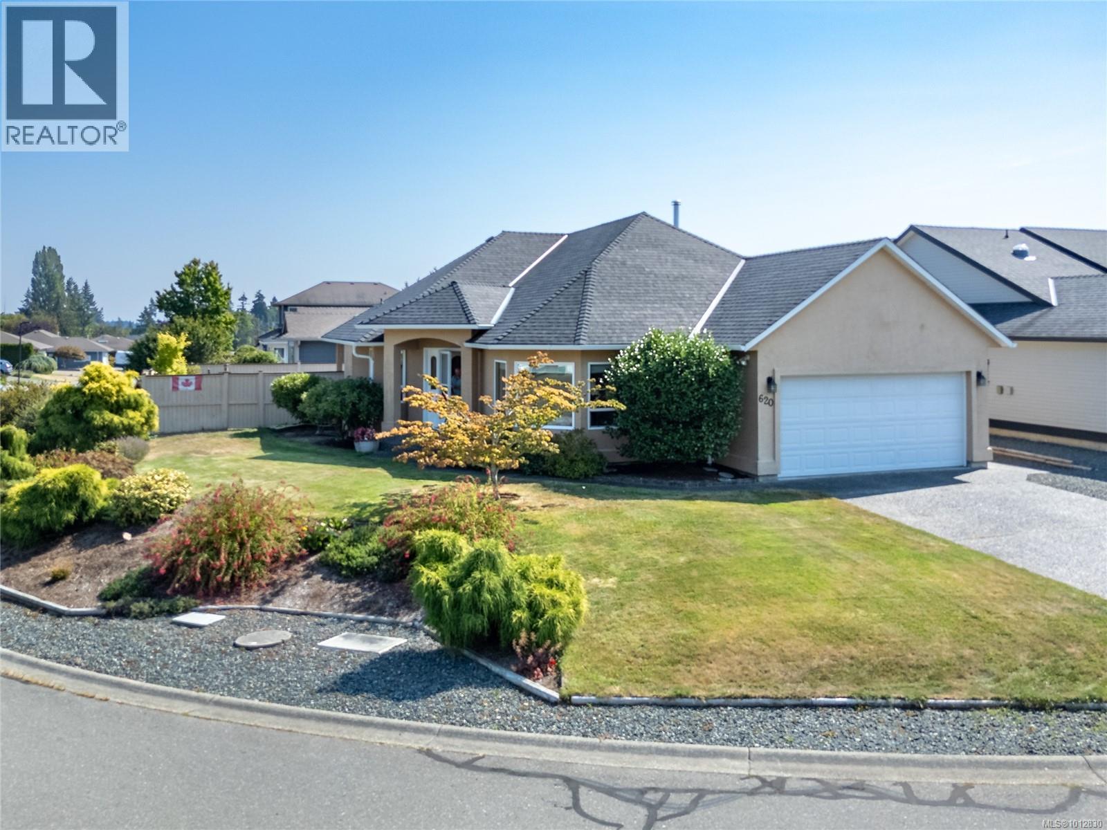620 Banks Ave W, Parksville