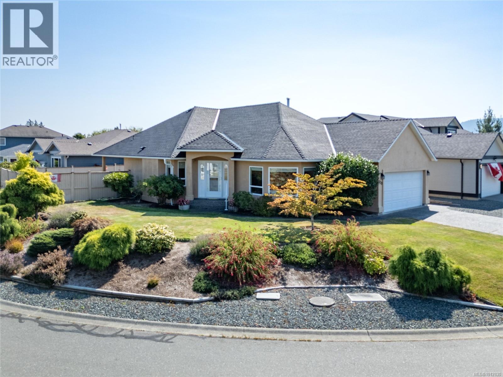 620 Banks Ave W, Parksville
