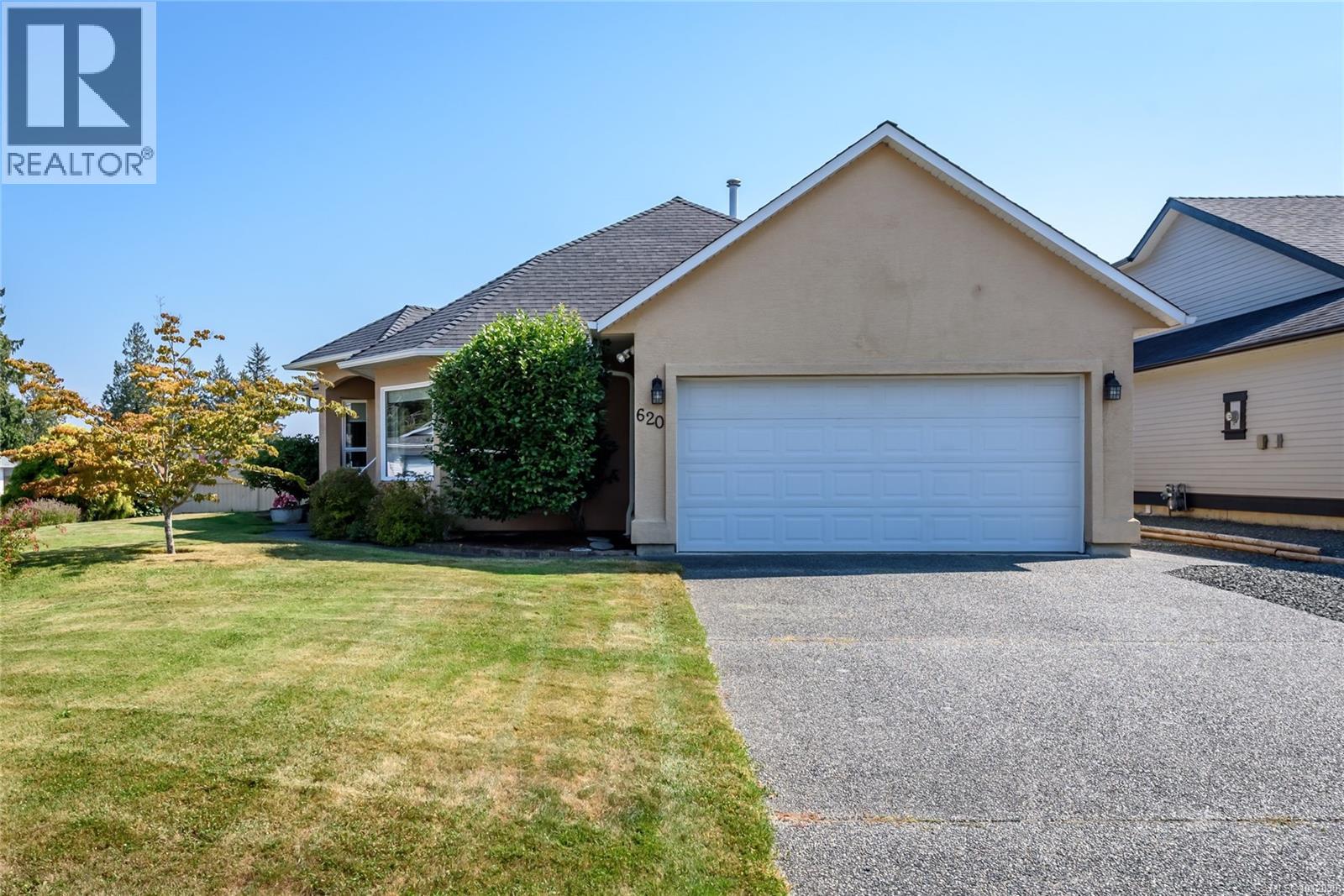 620 Banks Ave W, Parksville