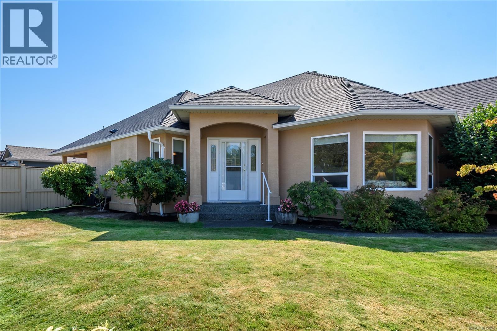 620 Banks Ave W, Parksville