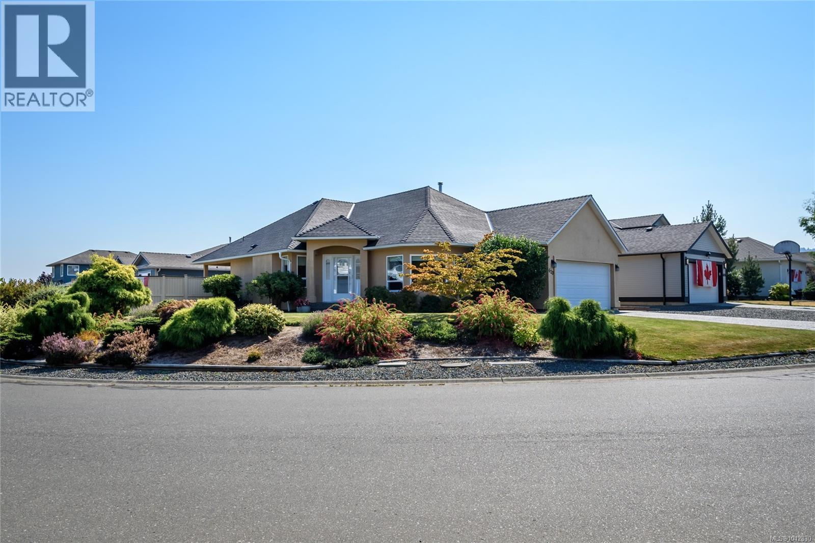 620 Banks Ave W, Parksville