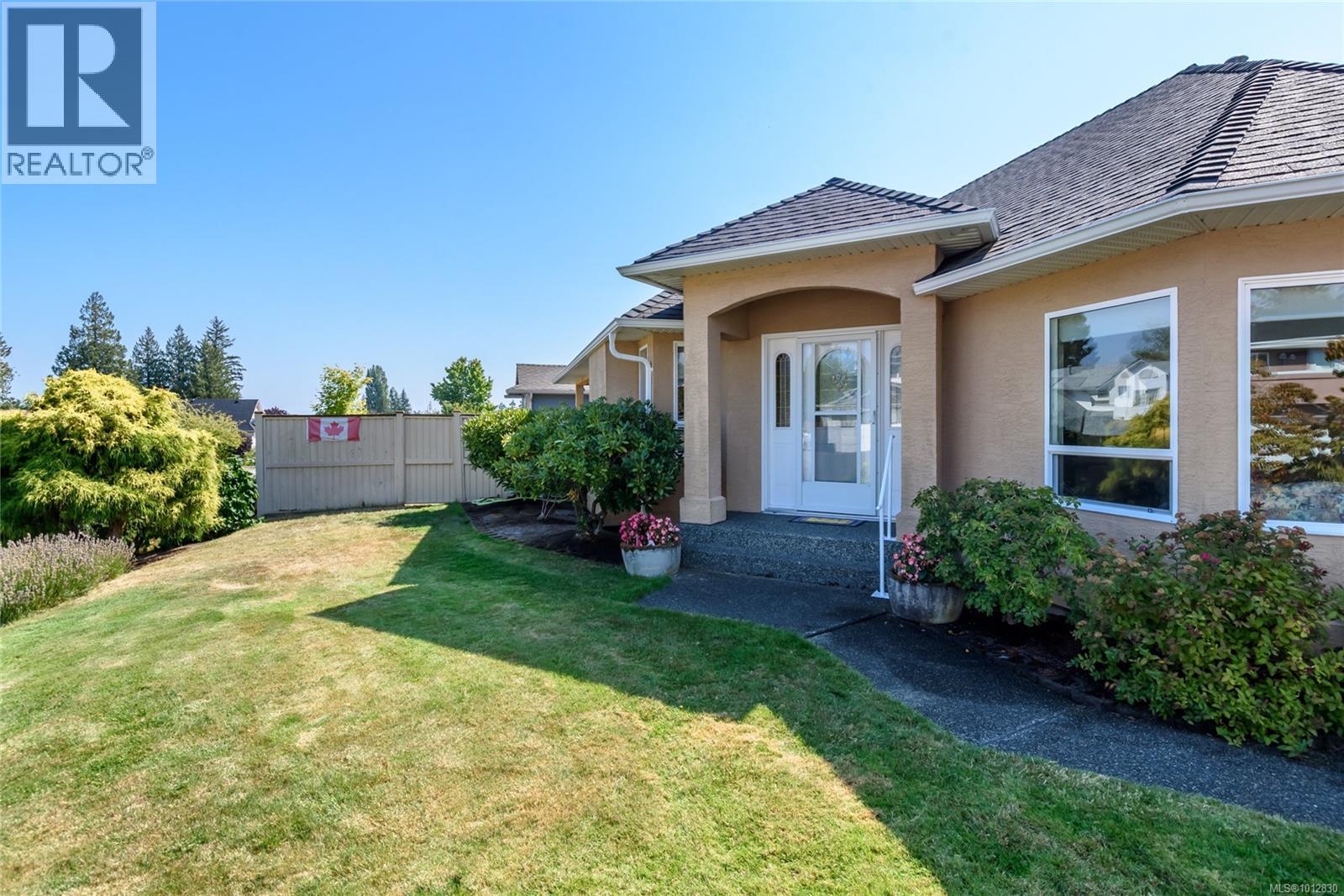 620 Banks Ave W, Parksville