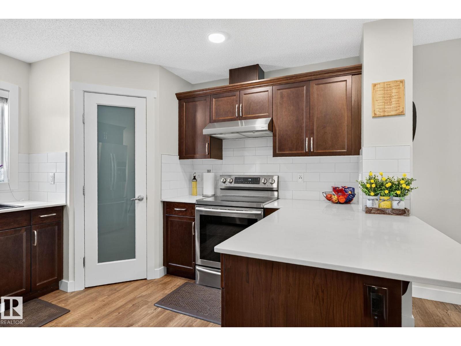 Photo 13 of 10 1005 Graydon Hill Bv Sw, Edmonton AB