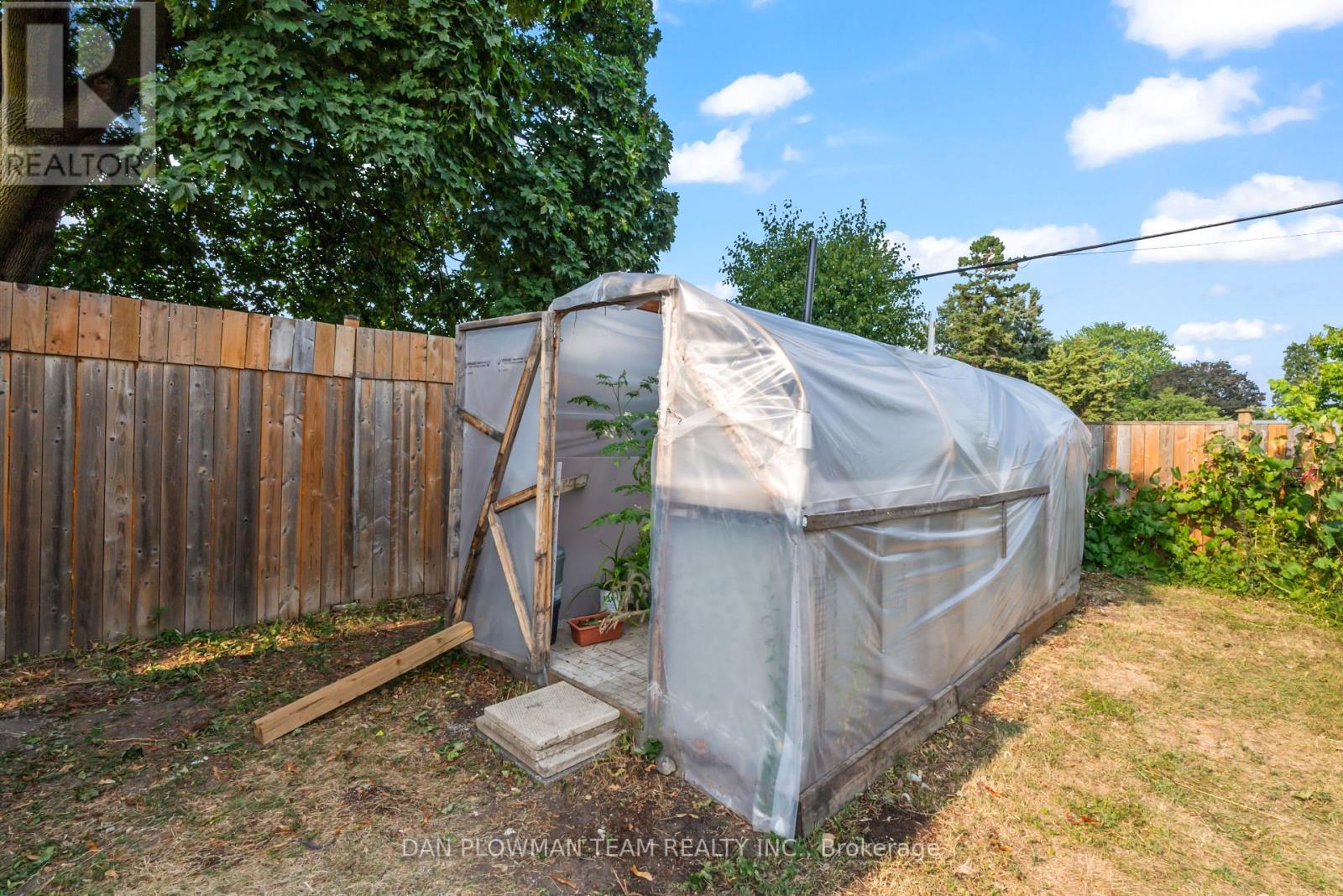 Photo 43 of 641 Stevenson Road N, Oshawa ON