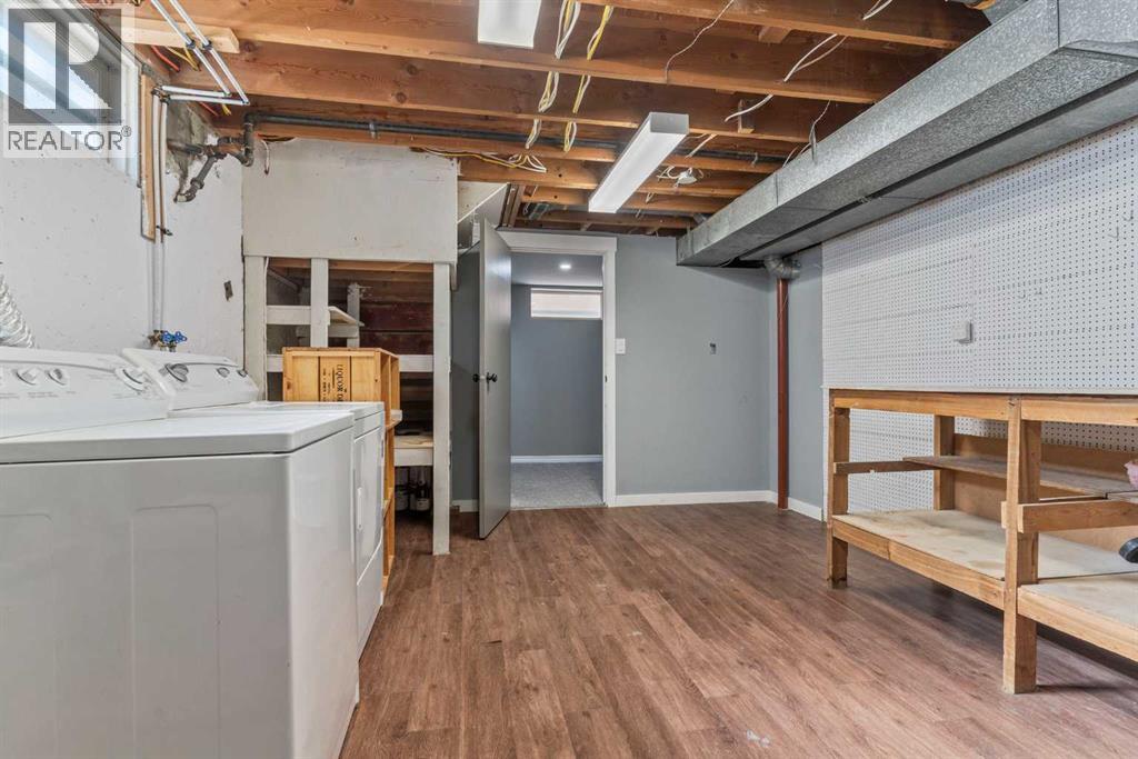 Photo 32 of 7424 Fleetwood Drive Se, Calgary AB