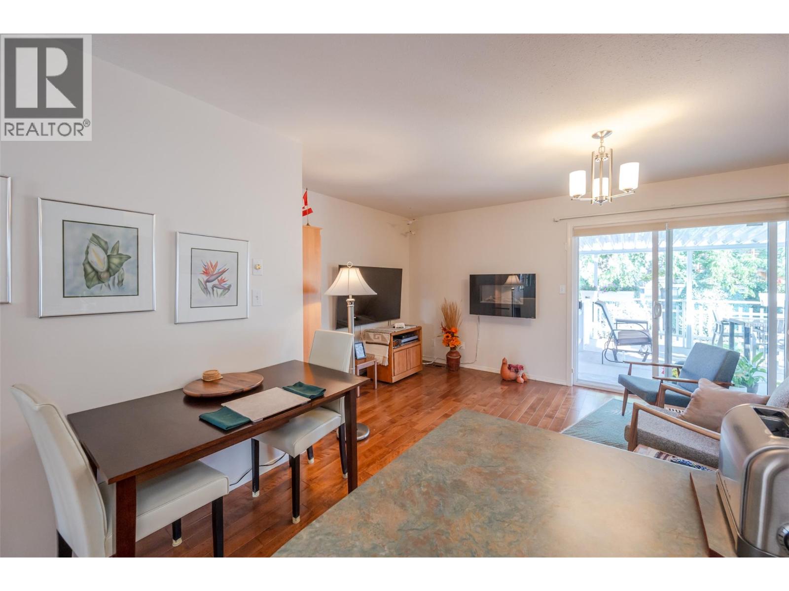  8518 Primrose Lane, Osoyoos