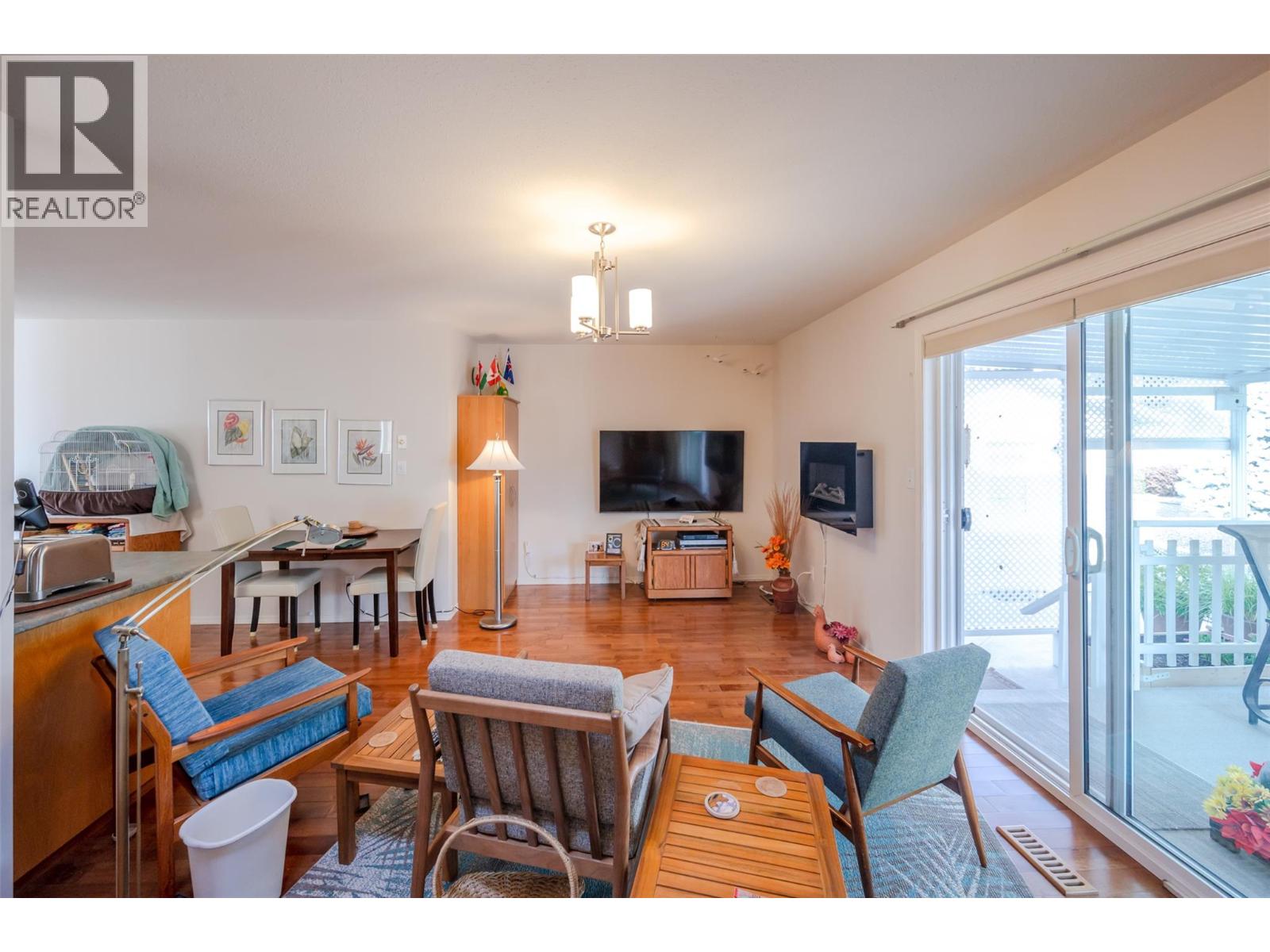  8518 Primrose Lane, Osoyoos