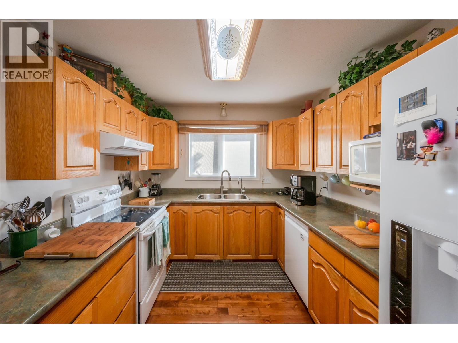  8518 Primrose Lane, Osoyoos