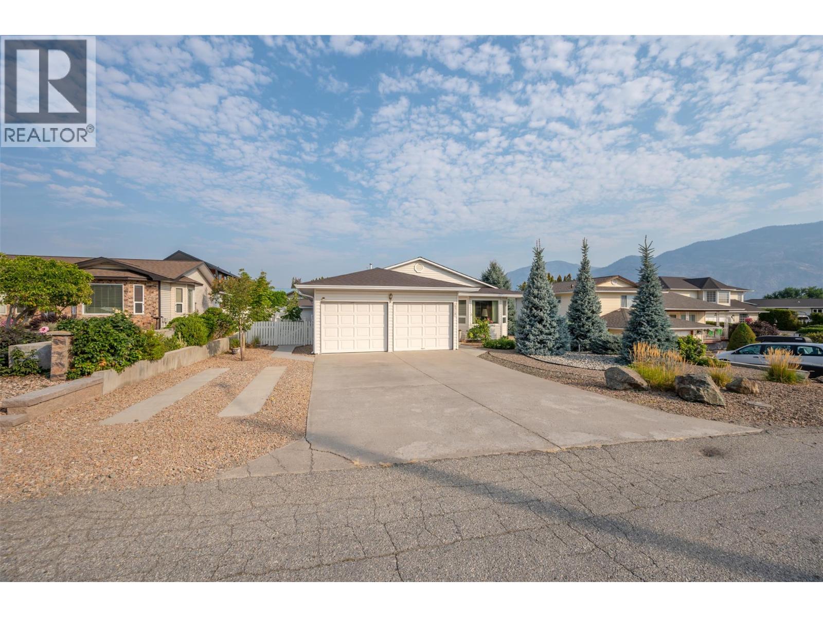  8518 Primrose Lane, Osoyoos