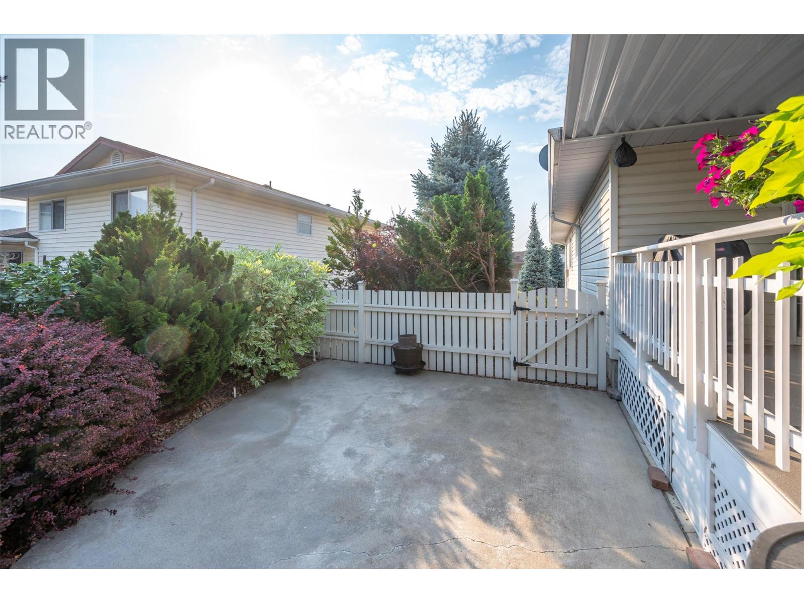  8518 Primrose Lane, Osoyoos