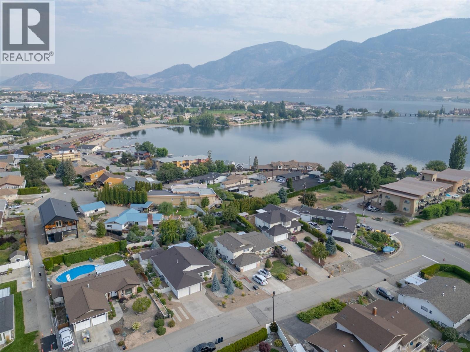  8518 Primrose Lane, Osoyoos