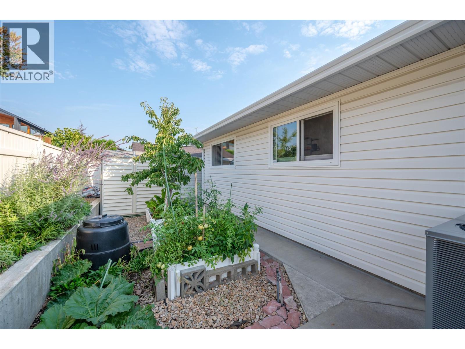  8518 Primrose Lane, Osoyoos