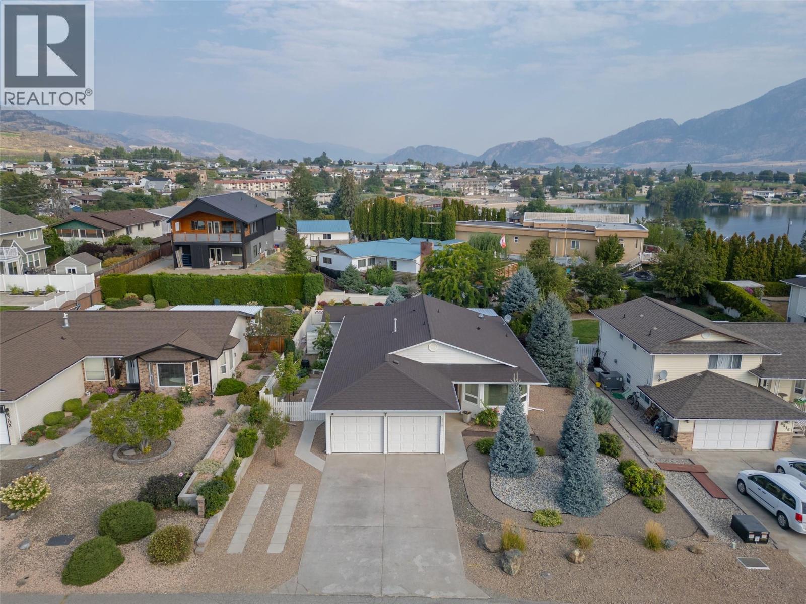  8518 Primrose Lane, Osoyoos