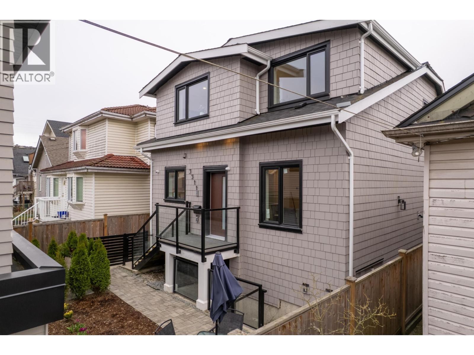 Photo 24 of 3511 Triumph Street, Vancouver BC