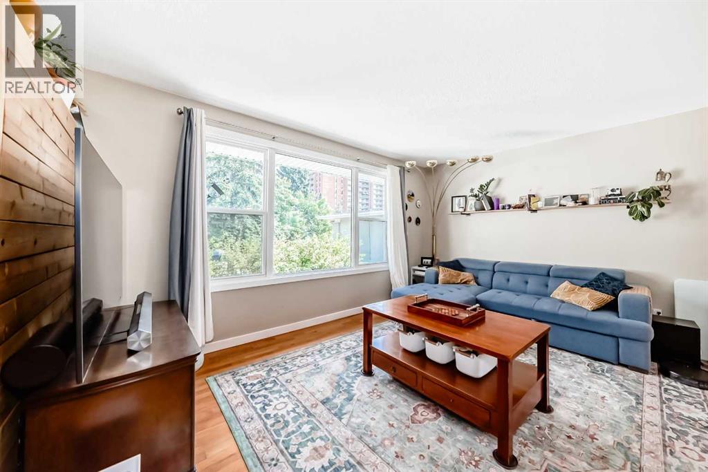 Photo 12 of 1611 Radisson Drive Se, Calgary AB