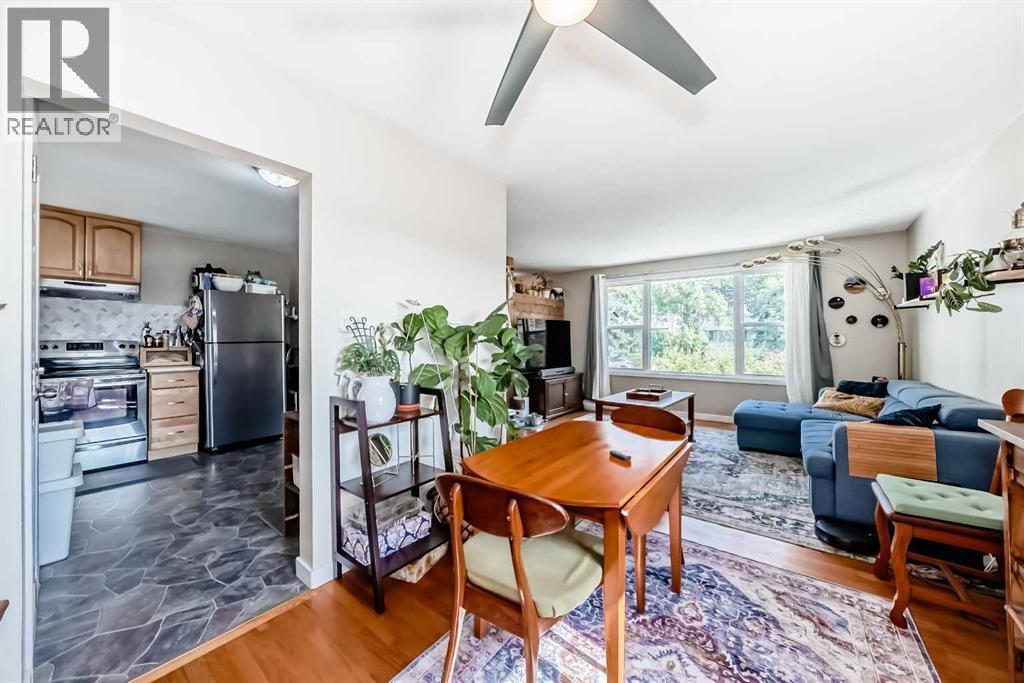 Photo 11 of 1611 Radisson Drive Se, Calgary AB